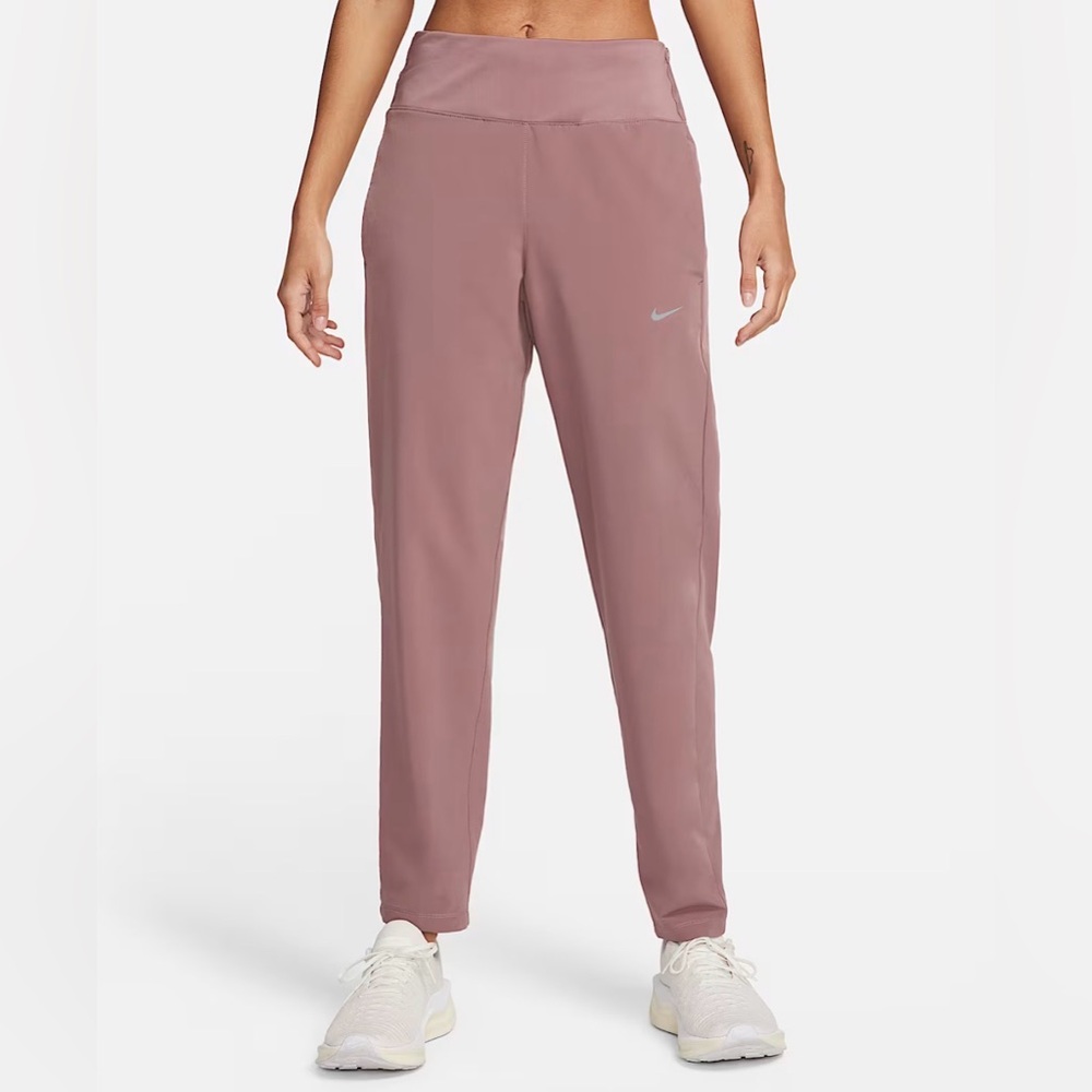 Nike Women's Mauve Dry Fit Athletic Pants new with tag Small